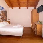 Il Bisteca Farm stay Morbegno
